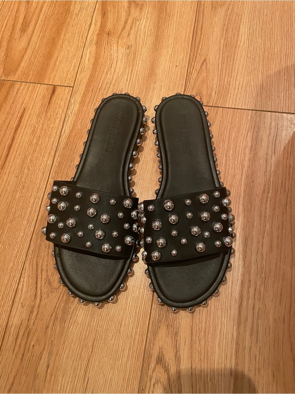 NEW Steve Madden Womens Rubee - Studded Black Slide Sandals